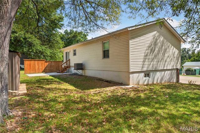 2157 Gregory Drive, Pacific, MO 63069