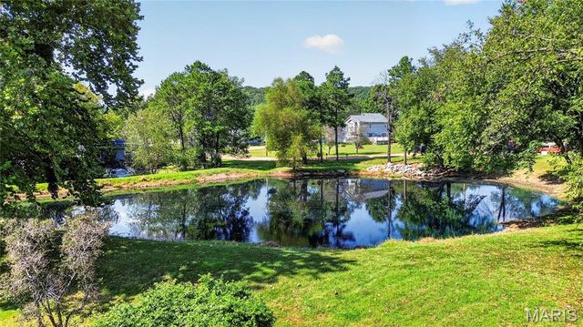 2157 Gregory Drive, Pacific, MO 63069