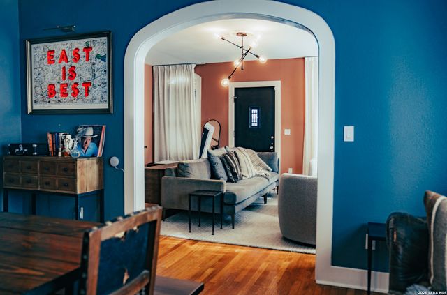 359 E Craig, San Antonio, TX 78212