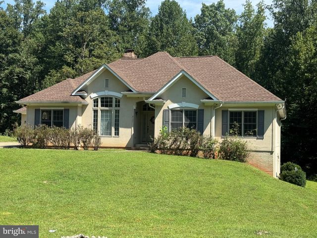 8227 OLD PLANK RD, Fredericksburg, VA 22407