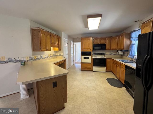 8227 OLD PLANK RD, Fredericksburg, VA 22407