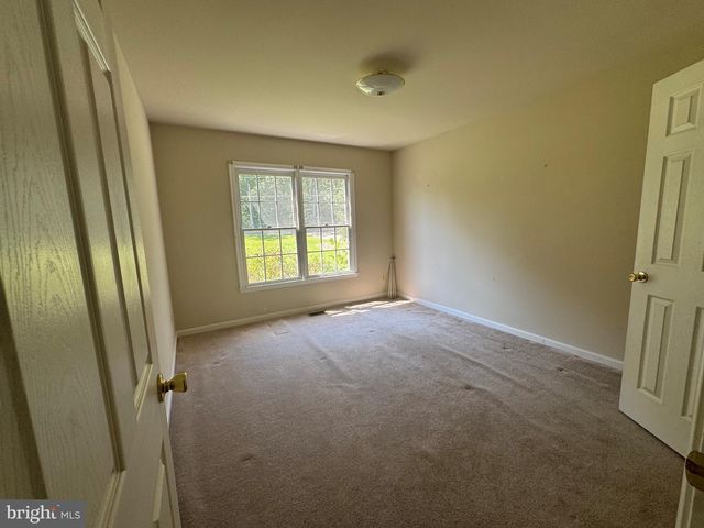 8227 OLD PLANK RD, Fredericksburg, VA 22407