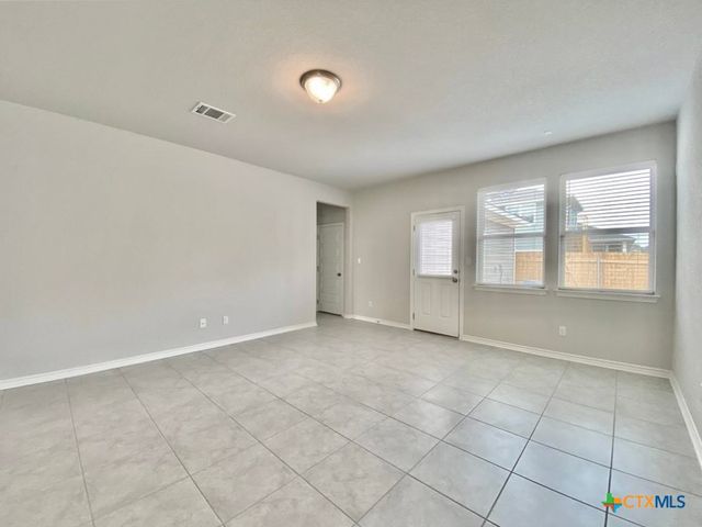 2148 Pecan Island Drive, Leander, TX 78641