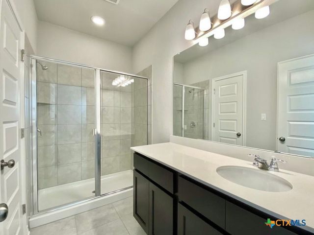 2148 Pecan Island Drive, Leander, TX 78641