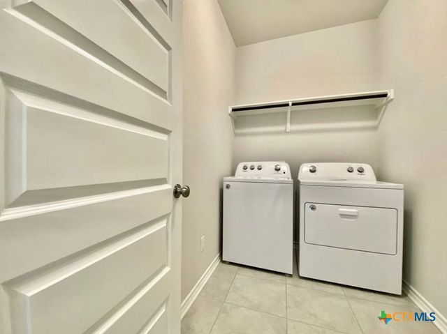 2148 Pecan Island Drive, Leander, TX 78641