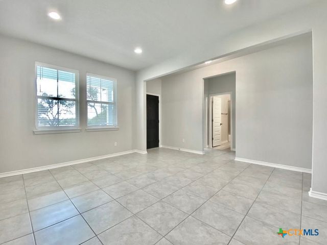 2148 Pecan Island Drive, Leander, TX 78641