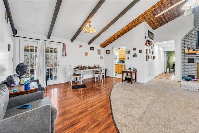 305 Oak Leaf Cir, Winchester, TN 37398