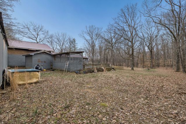 305 Oak Leaf Cir, Winchester, TN 37398