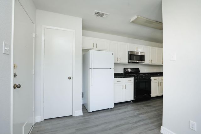 8531 Grand Knolls Drive, Houston, TX 77083