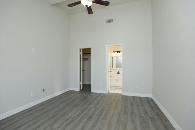 8531 Grand Knolls Drive, Houston, TX 77083