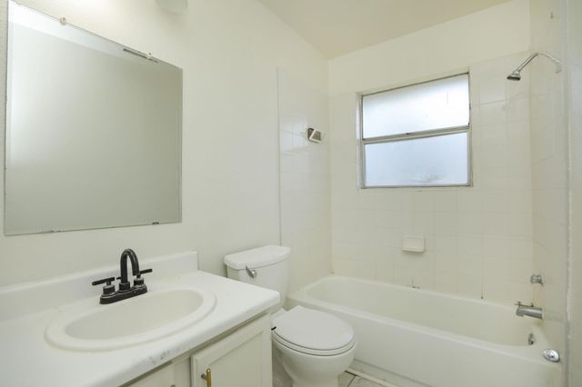 8531 Grand Knolls Drive, Houston, TX 77083