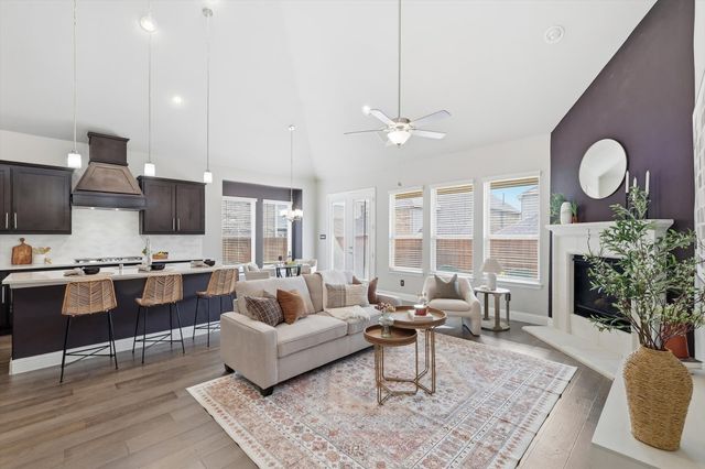 1912 Somerville Circle, Lantana, TX 76226