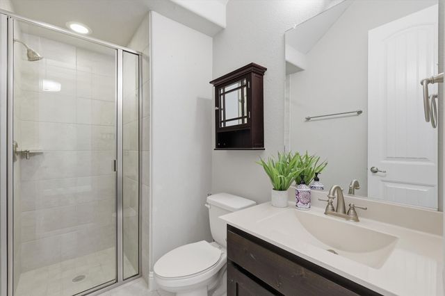 1912 Somerville Circle, Lantana, TX 76226