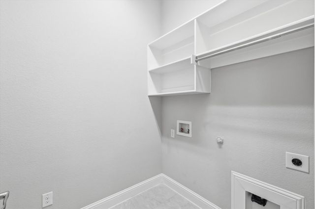 1912 Somerville Circle, Lantana, TX 76226