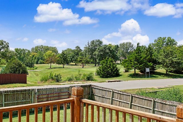 301 N Pinecrest Pl, Andover, KS 67002