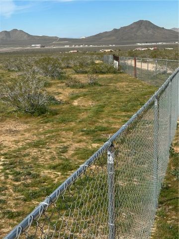 0 Chrysolite, Apple Valley, CA 92307