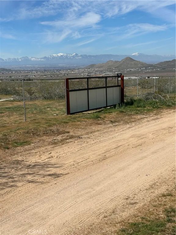 0 Chrysolite, Apple Valley, CA 92307