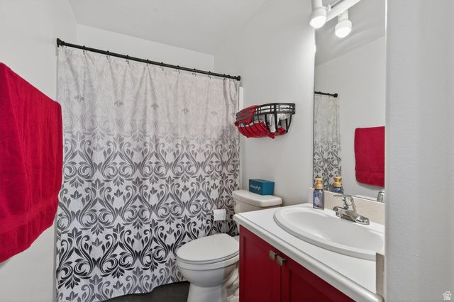 4054 S MOUNTAIN MOON DR, Saratoga Springs, UT 84045