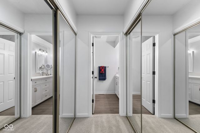 8103 Clearwater Parkway, Indianapolis, IN 46240