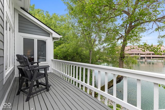 8103 Clearwater Parkway, Indianapolis, IN 46240