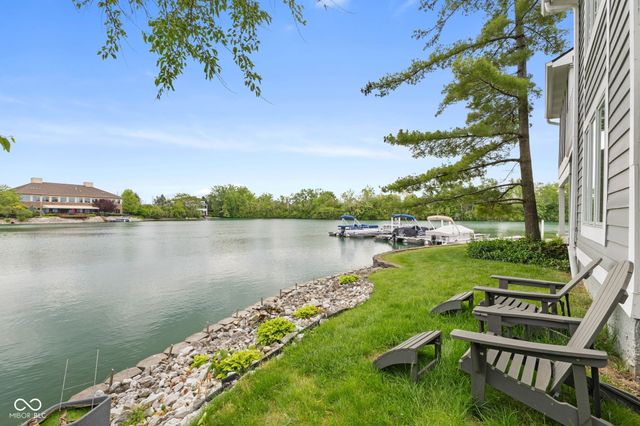 8103 Clearwater Parkway, Indianapolis, IN 46240