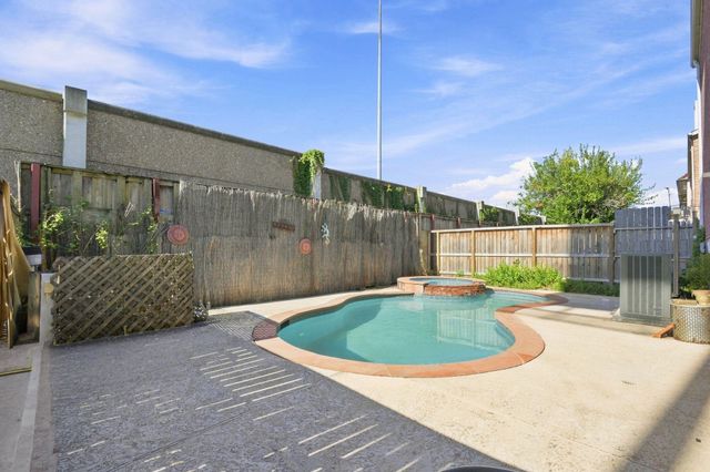 5225 Cornish Street 2, Houston, TX 77007