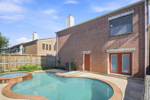 5225 Cornish Street 2, Houston, TX 77007