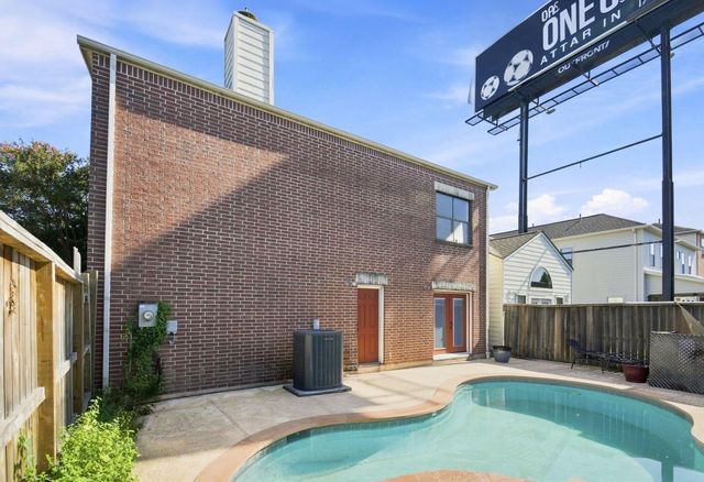 5225 Cornish Street 2, Houston, TX 77007