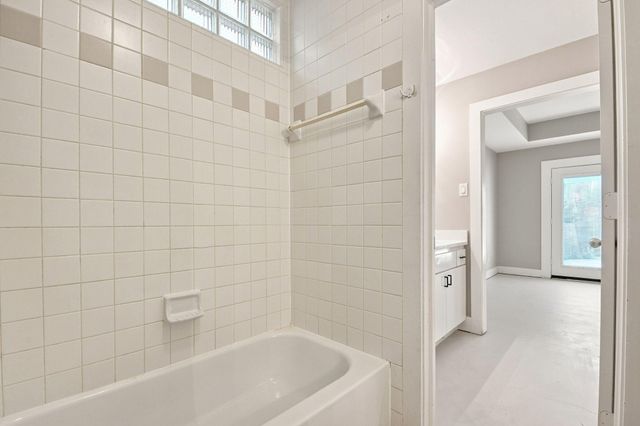 5225 Cornish Street 2, Houston, TX 77007