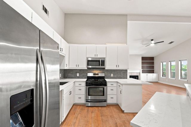 5225 Cornish Street 2, Houston, TX 77007