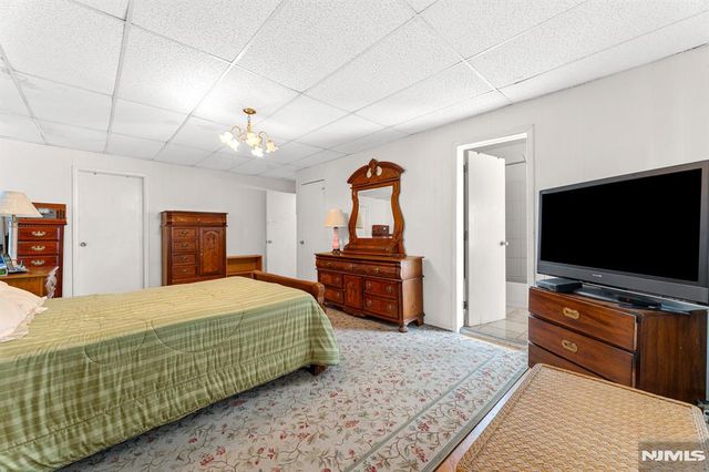 78-80 Girard Place, Newark, NJ 07108