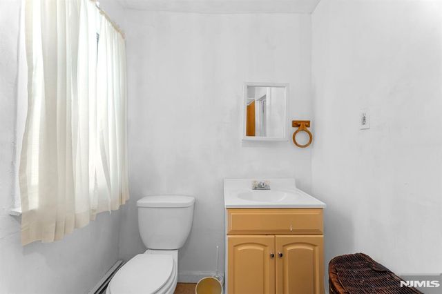 78-80 Girard Place, Newark, NJ 07108