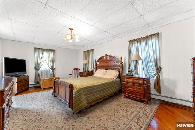 78-80 Girard Place, Newark, NJ 07108