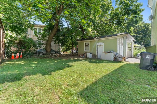 78-80 Girard Place, Newark, NJ 07108