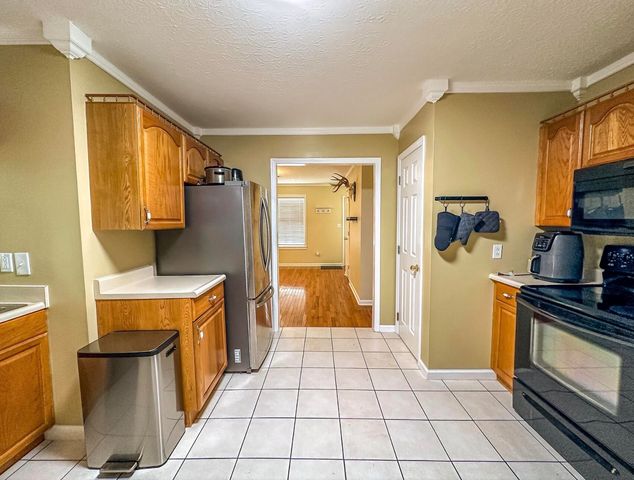 1034 Barker Lane, Berea, KY 40403