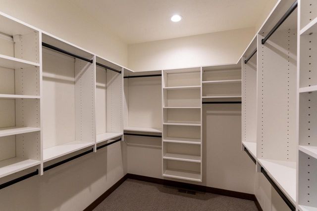 N8841 GALWAY LANE, Menasha, WI 54952