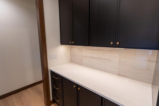 N8841 GALWAY LANE, Menasha, WI 54952