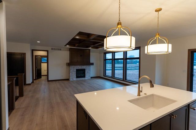 N8841 GALWAY LANE, Menasha, WI 54952