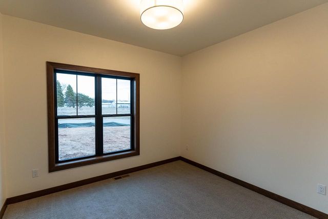 N8841 GALWAY LANE, Menasha, WI 54952