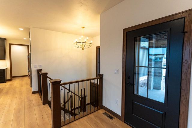 N8841 GALWAY LANE, Menasha, WI 54952