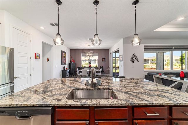 8820 SW 104TH CIRCLE, Ocala, FL 34481