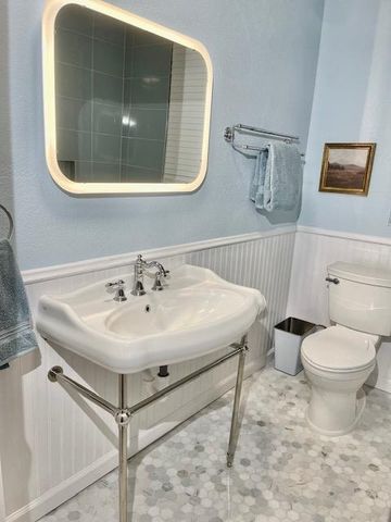 117 W Grove ST, San Marcos, TX 78666