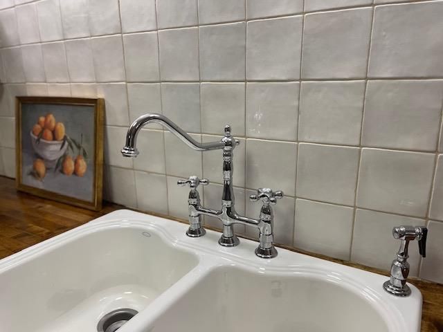 117 W Grove ST, San Marcos, TX 78666