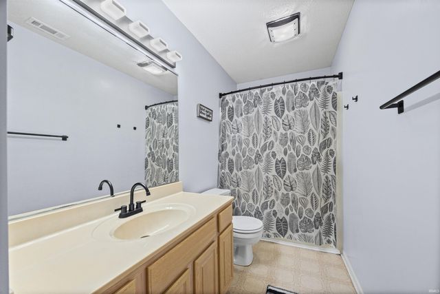14 Fairfieldview Court, Lafayette, IN 47905