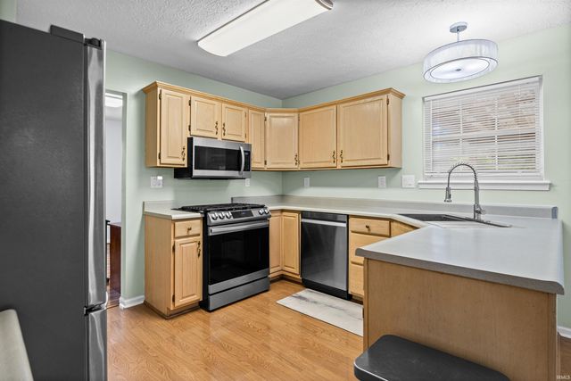 14 Fairfieldview Court, Lafayette, IN 47905