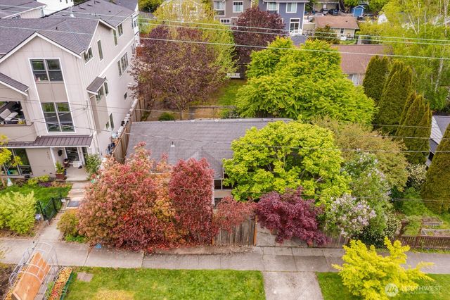 1811 29th Avenue, Seattle, WA 98122