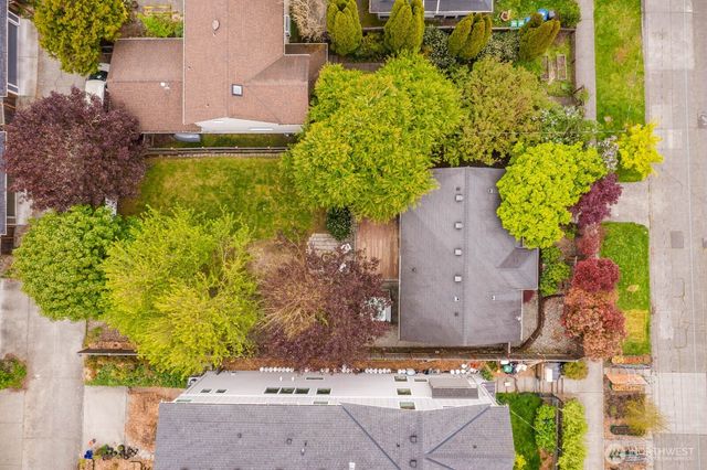 1811 29th Avenue, Seattle, WA 98122