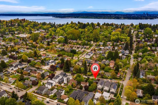 1811 29th Avenue, Seattle, WA 98122