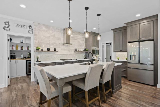 6612 Florance Ruth Lane, Sun Prairie, WI 53590