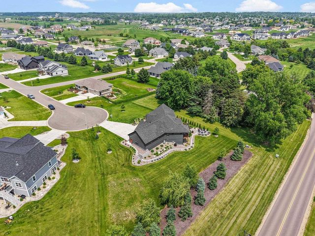 6612 Florance Ruth Lane, Sun Prairie, WI 53590